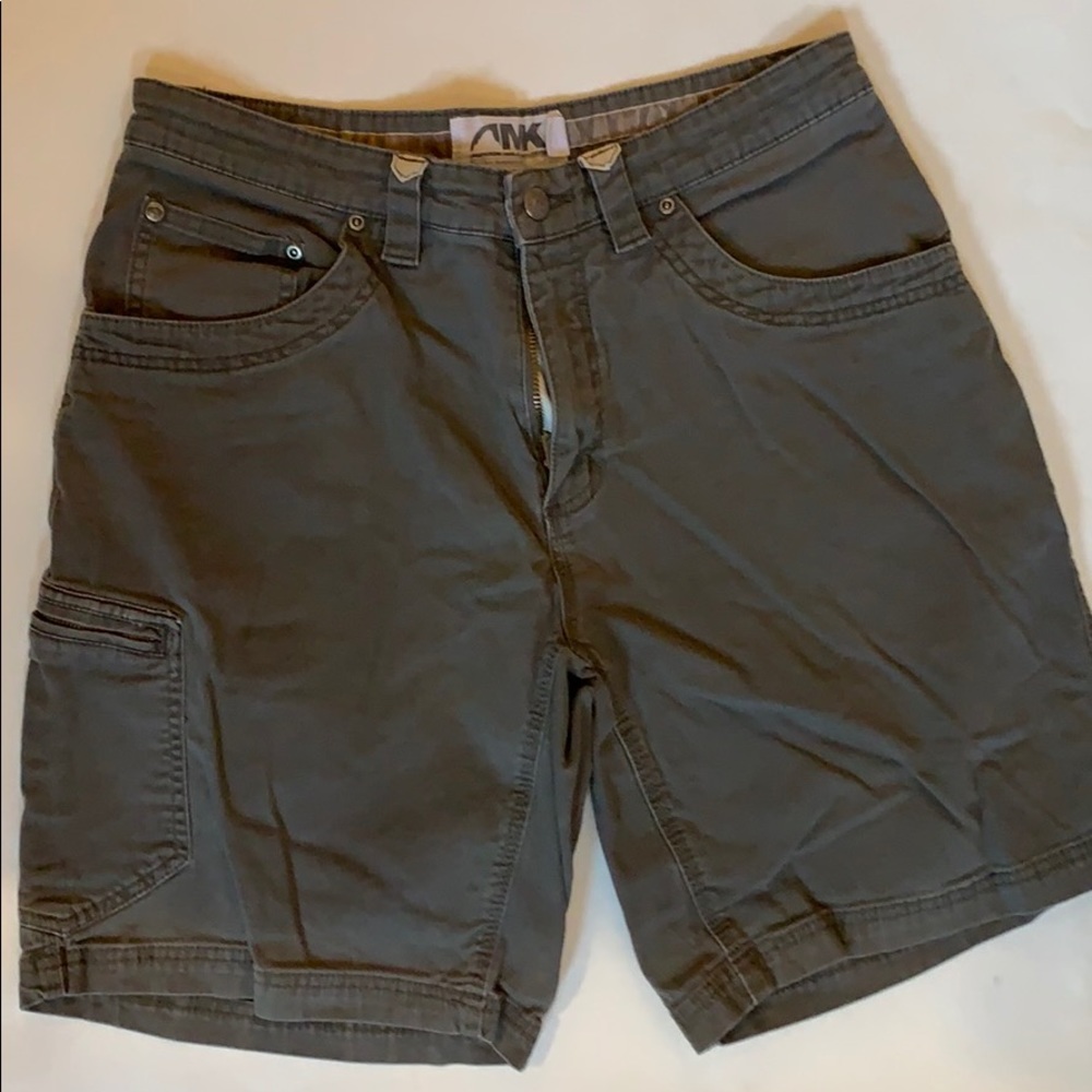 Mountain khaki shorts
